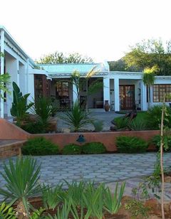 Daisy Country Lodge