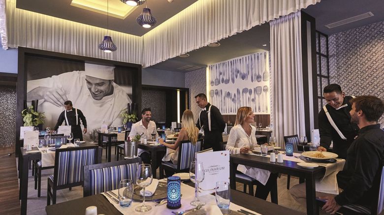 <b>Hotel Riu Dunamar Restaurant</b> <b>Hotel Riu Dunamar Restaurant</b>