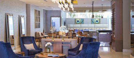 Global Hotel Panama Lobby