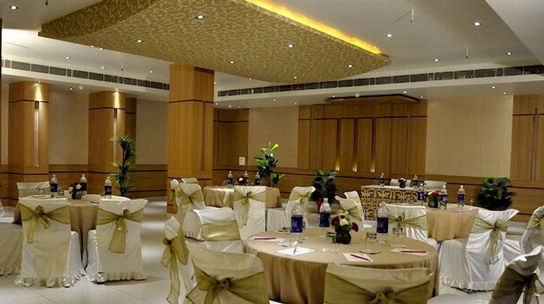 <b>Amber Castle Banquet</b>