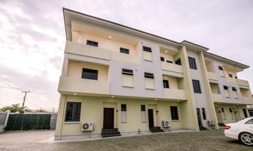 Maple Hotel