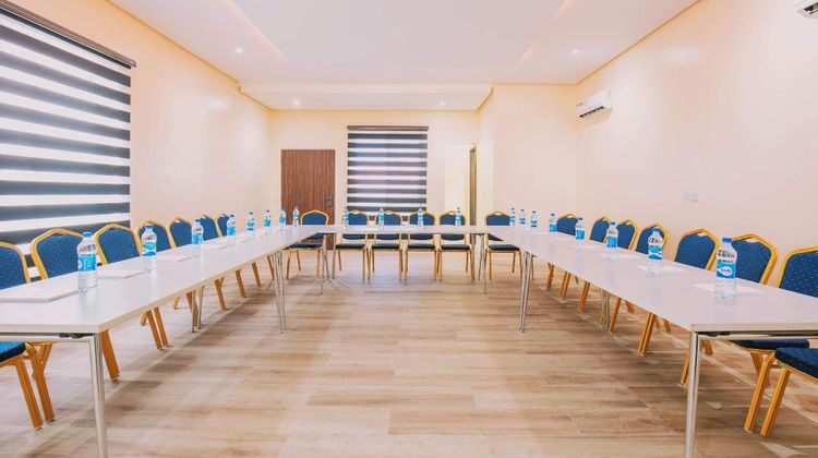 Maple Hotel Meeting