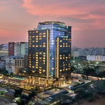 The Den Bengaluru, LXR Hotels and Resort