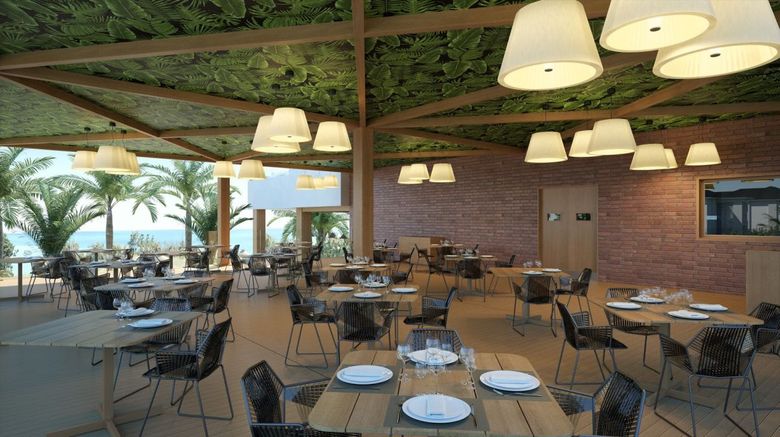 <b>Excellence Oyster Bay Restaurant</b>