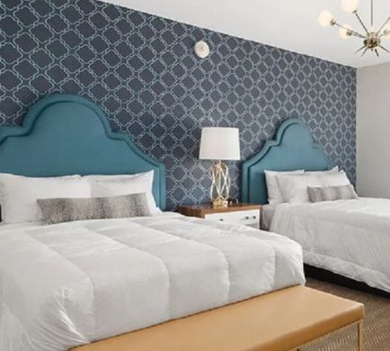 The Collegiate Hotel Room