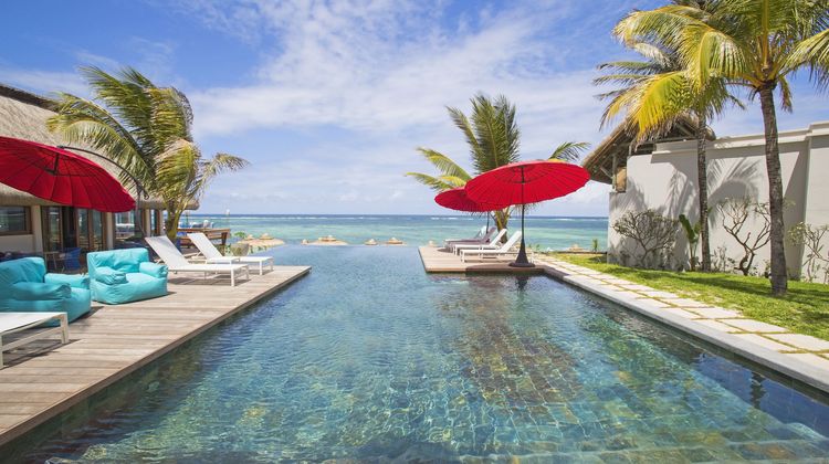 C Mauritius Pool