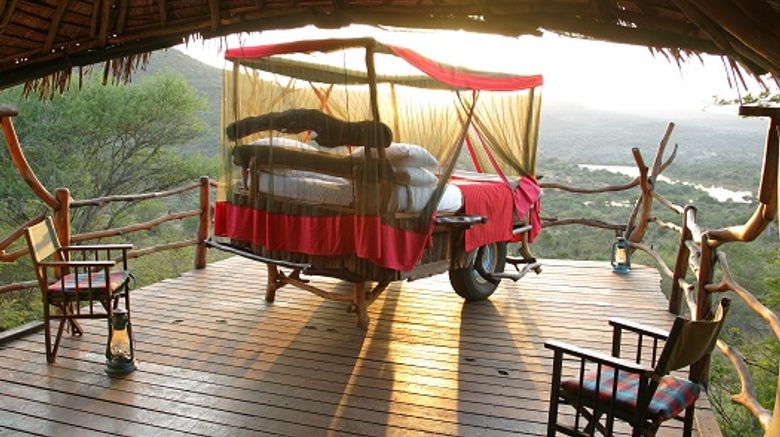 <b>Elewana Loisaba Star Beds - Laikipia Room</b>