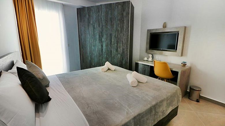 <b>Gold Lion ResidenSea Guest House Room</b>