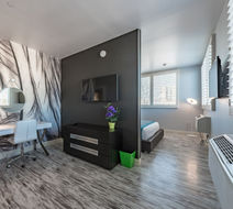 Lexen Hotel Near Universal Room