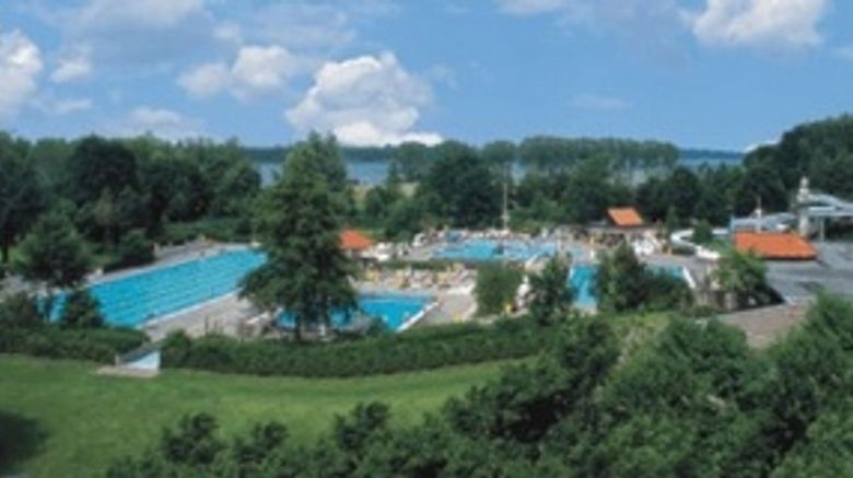 <b>Hotel Am Badepark Pool</b>