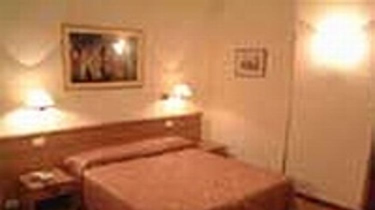 Hotel Julia Room