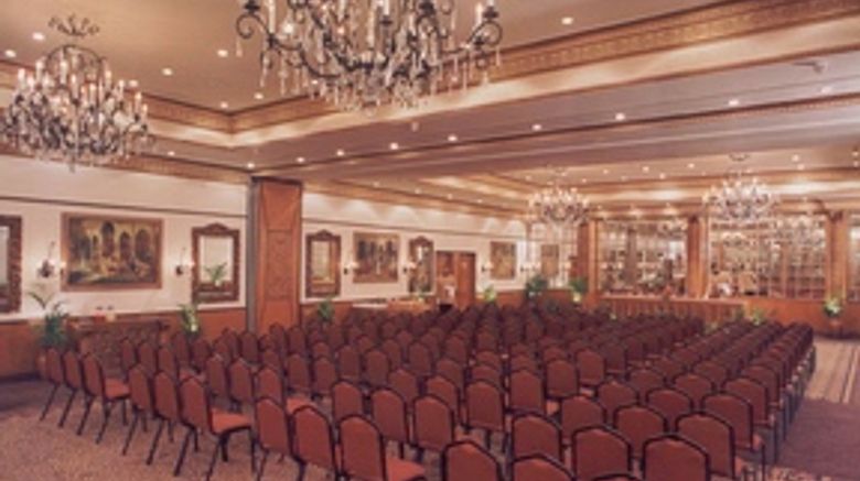 <b>Golden Palms Hotel & Spa Banquet</b>