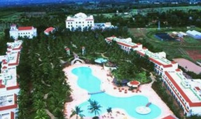 Golden Palms Hotel & Spa Exterior