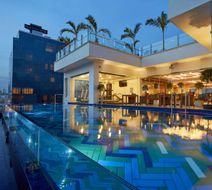 Mandarina Colombo Pool