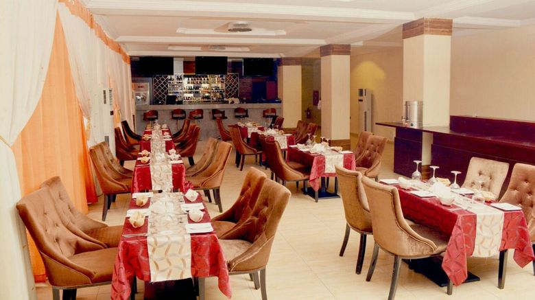 <b>Swiss Spirit Hotel & Suites Danag Restaurant</b> <b>Swiss Spirit Hotel & Suites Danag Restaurant</b>