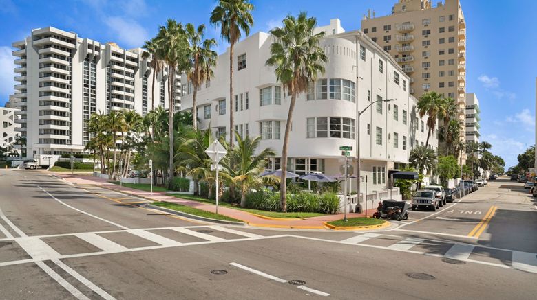 <b>Hotel Trouvail Miami Beach Exterior</b> <b>Hotel Trouvail Miami Beach Exterior</b>