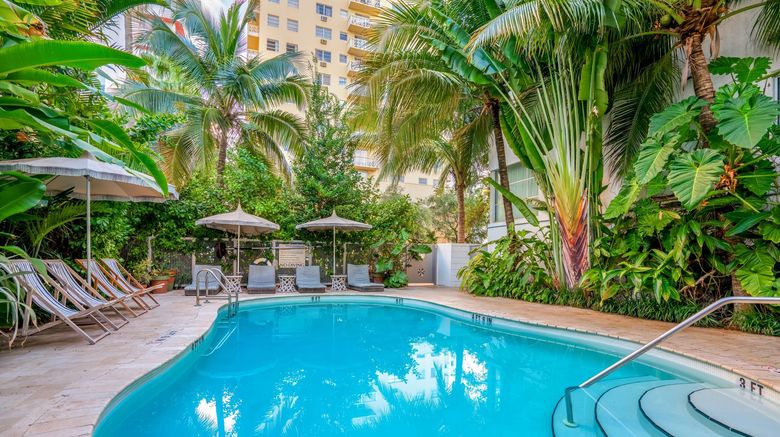 <b>Hotel Trouvail Miami Beach Pool</b> <b>Hotel Trouvail Miami Beach Pool</b>