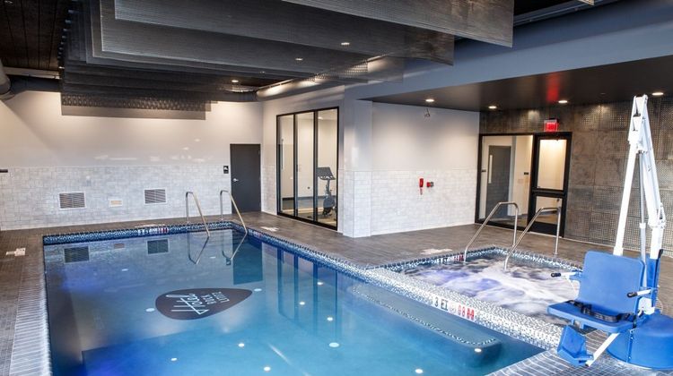 Hotel Rock Lititz Pool