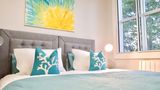 Heathrow Airport Apartments Room