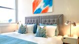 Heathrow Airport Apartments Room
