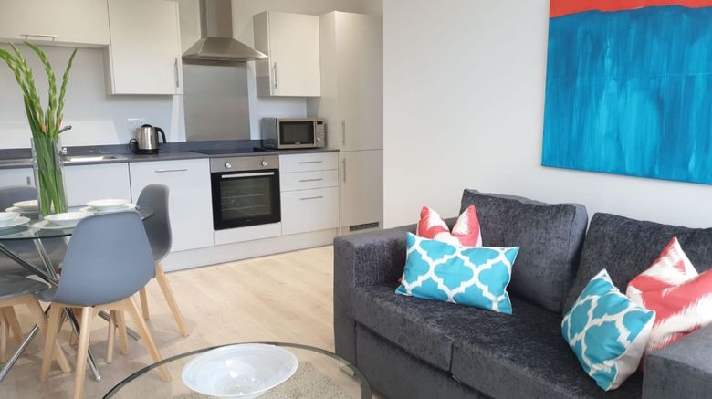 <b>Heathrow Airport Apartments Suite</b>