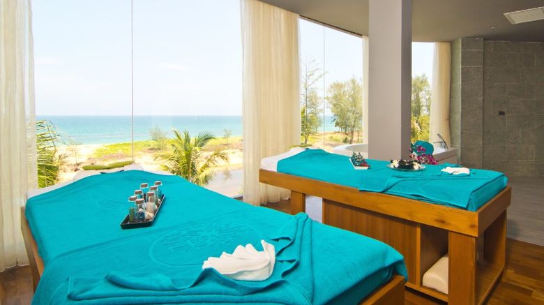 <b>Away Phuket le Coral Spa</b> <b>Away Phuket le Coral Spa</b>