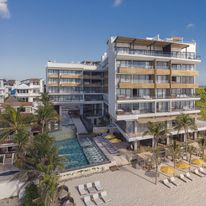 The Fives Oceanfront Puerto Morelos