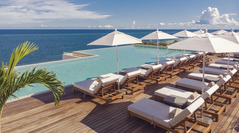 <b>The Fives Oceanfront Puerto Morelos Pool</b> <b>The Fives Oceanfront Puerto Morelos Pool</b>