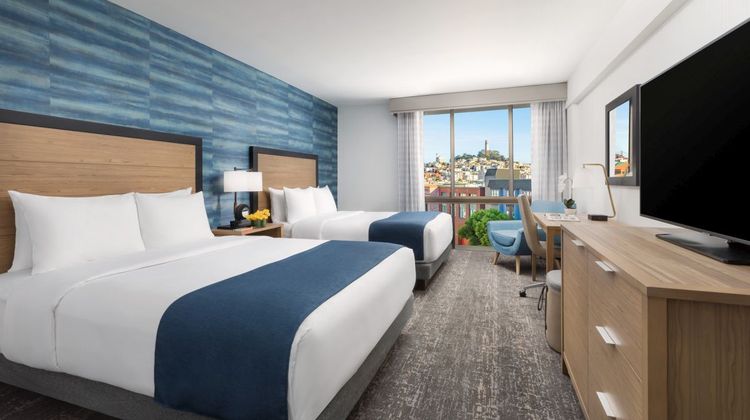 Hotel Caza Fisherman's Wharf Room
