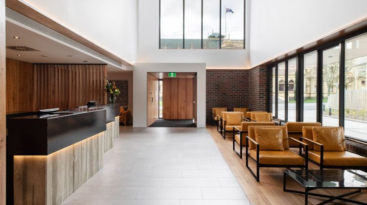 Hotel Verge Launceston Lobby