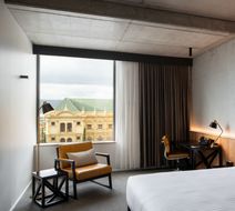 Hotel Verge Launceston Room
