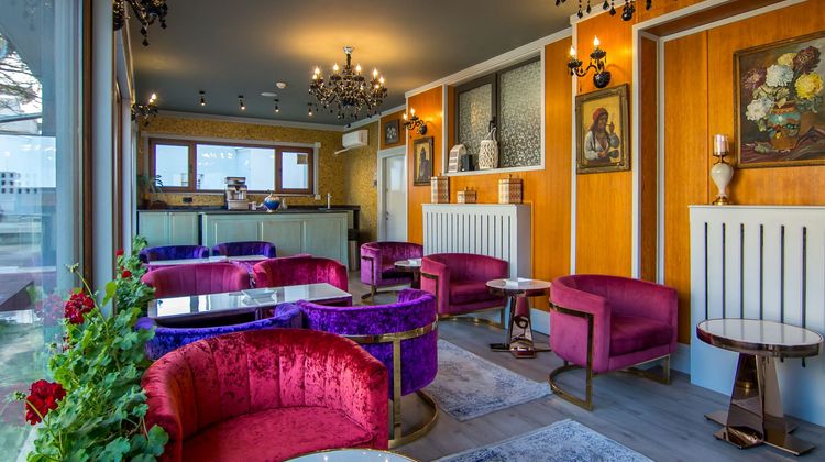 Hotel Lido by Phoenicia Bar/Lounge