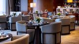 Oakwood Premier Tonglu Restaurant