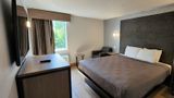 <b>Essence Express, Wayne Room</b>