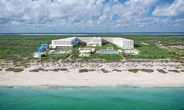 Hotel Riu Latino