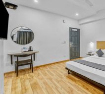 UPAR Hotels Nungambakkam Room