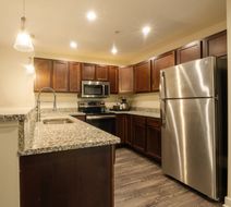 Mint House Philadelphia-Queen Village Suite