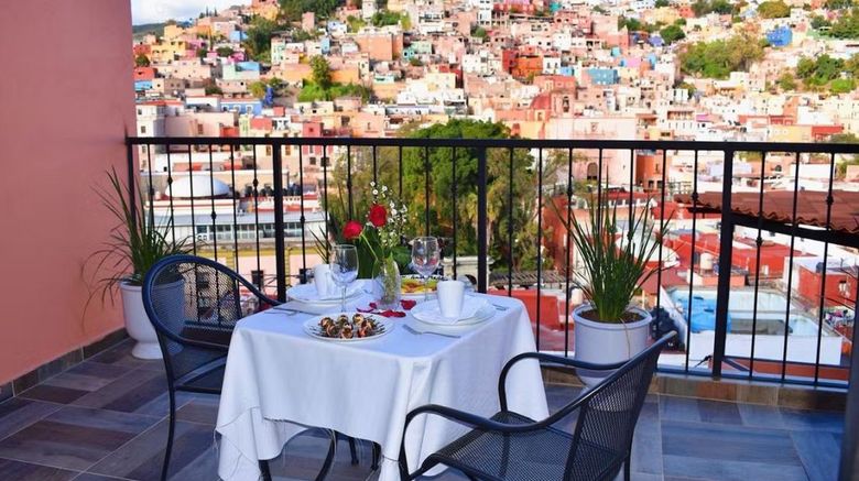 <b>Hotel Corazon Mexicano Restaurant</b>