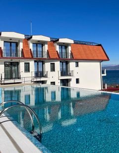 Dishli Hotel & Spa