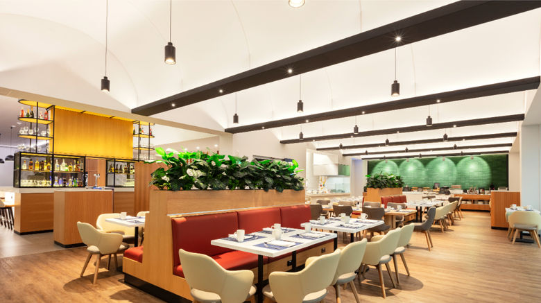 <b>Hilton Garden Inn Guadalajara Airport Restaurant</b> <b>Hilton Garden Inn Guadalajara Airport Restaurant</b>