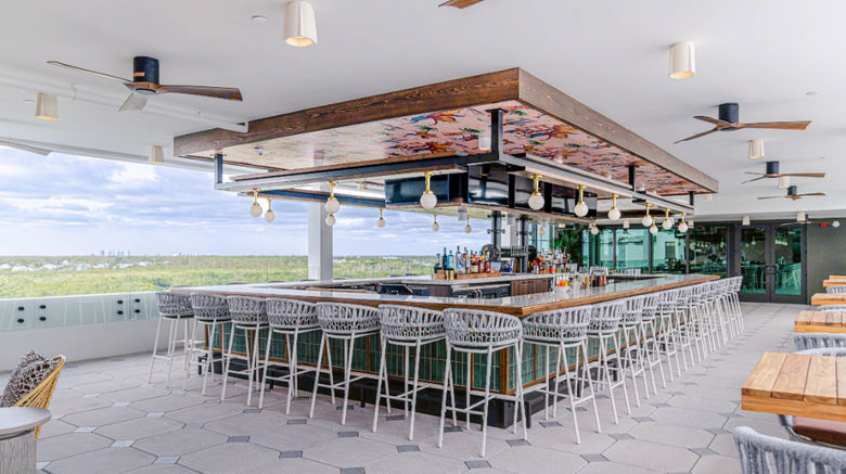 <b>The Perry Hotel Naples Bar/Lounge</b> <b>The Perry Hotel Naples Bar/Lounge</b>