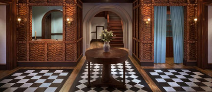 Shenandoah Mansions Lobby