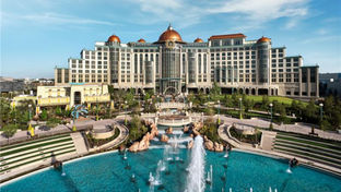 Universal Helios Grand Hotel, Loews