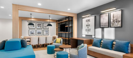 Everhome Suites Cheyenne Lobby