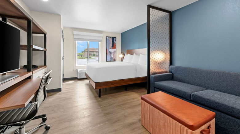 <b>Everhome Suites Brownsville Room</b>
