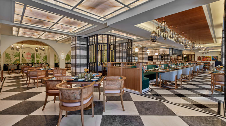 <b>Fairmont Udaipur Palace Restaurant</b> <b>Fairmont Udaipur Palace Restaurant</b>