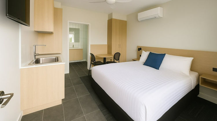 Avenue West Studio Units Room