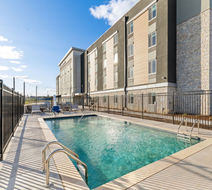 EverHome Suites Waco Pool