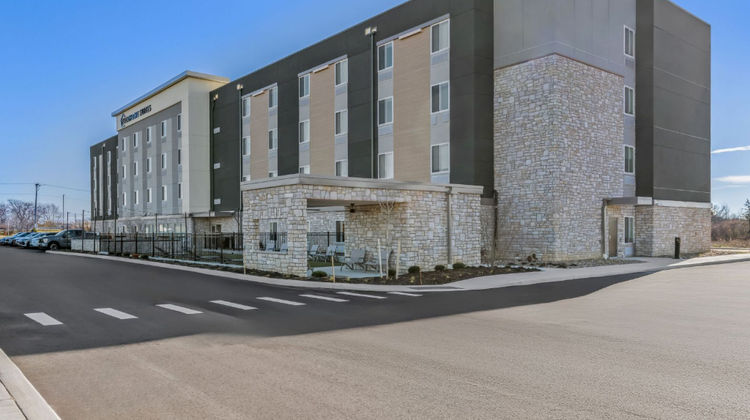 Everhome Suites Rochester Greece Exterior
