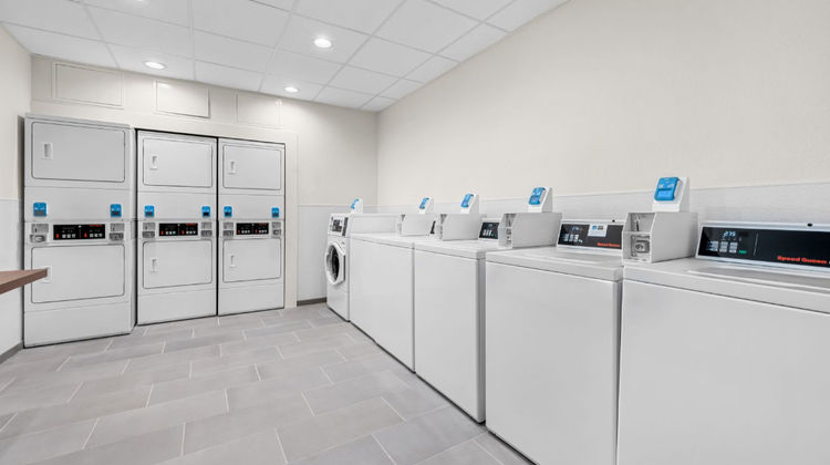 Everhome Suites Fayetteville Other